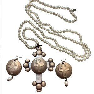 Sookie Sookie 90’s Lg Handmade and painted Clay Cross Necklace and Earrings set